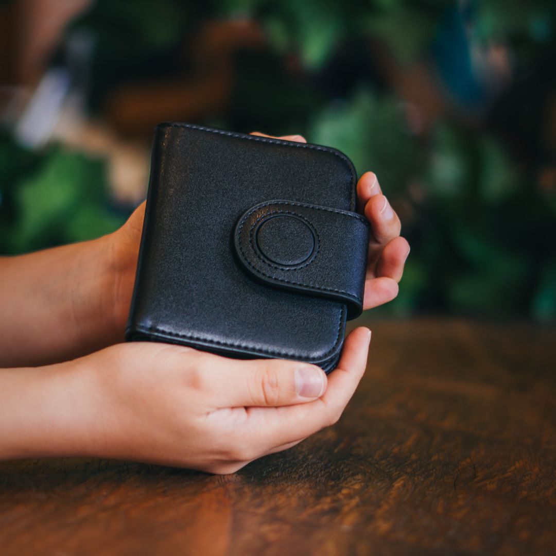 Air Tag Wallet FOR HER